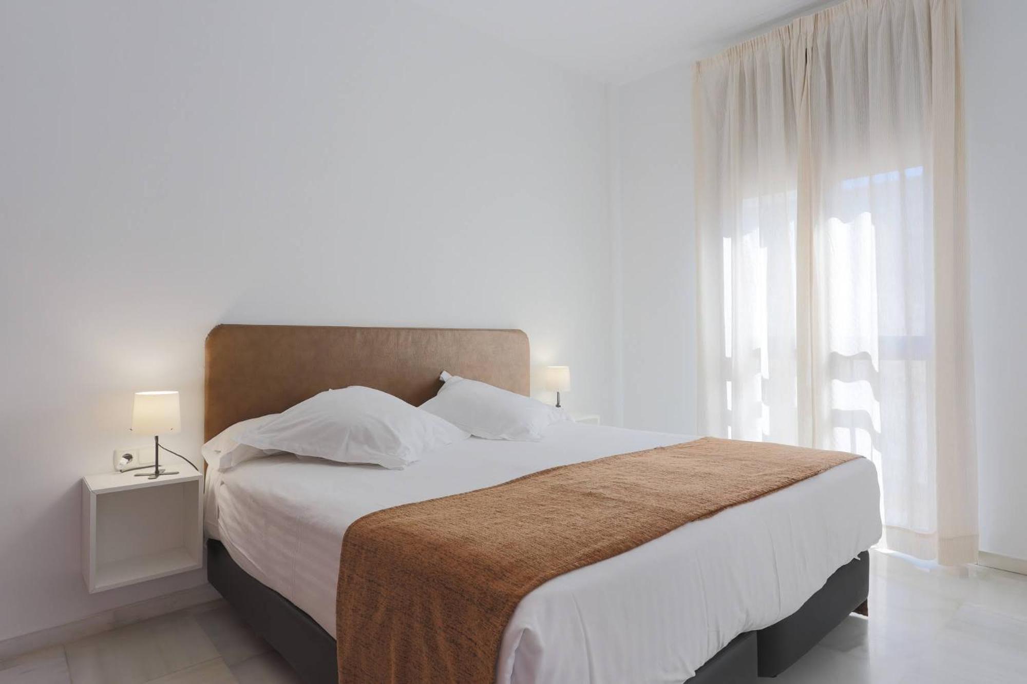 Apartamentos Los Cantaros El Puerto de Santa María Dış mekan fotoğraf