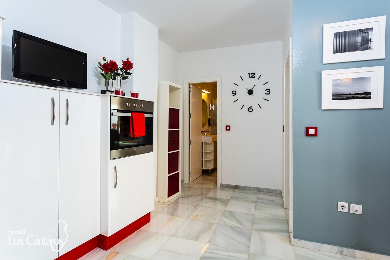 Apartamentos Los Cantaros El Puerto de Santa María Dış mekan fotoğraf