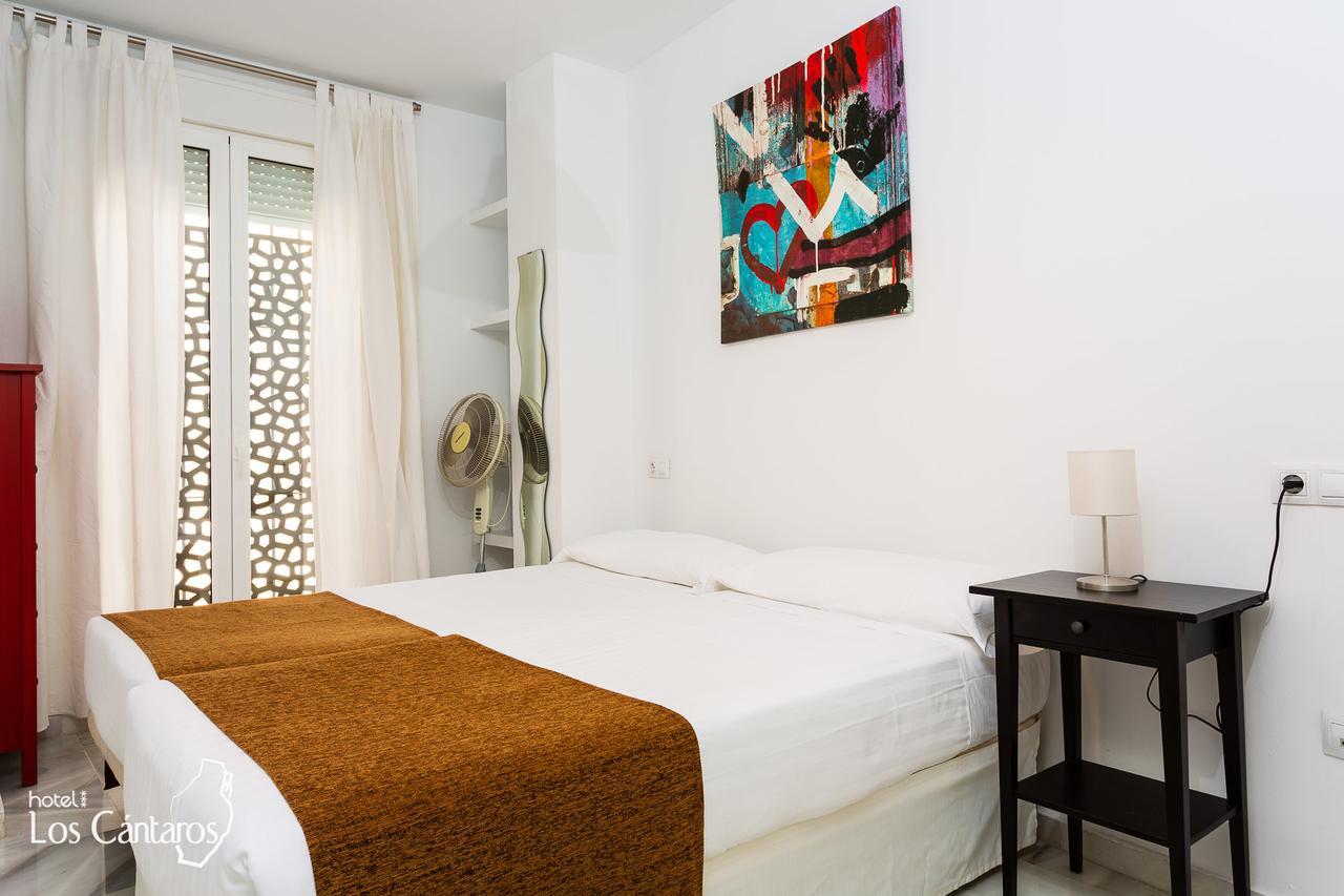 Apartamentos Los Cantaros El Puerto de Santa María Dış mekan fotoğraf